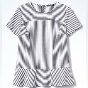 NWOT Banana Republic short sleeved, crew neck, navy striped peplum top